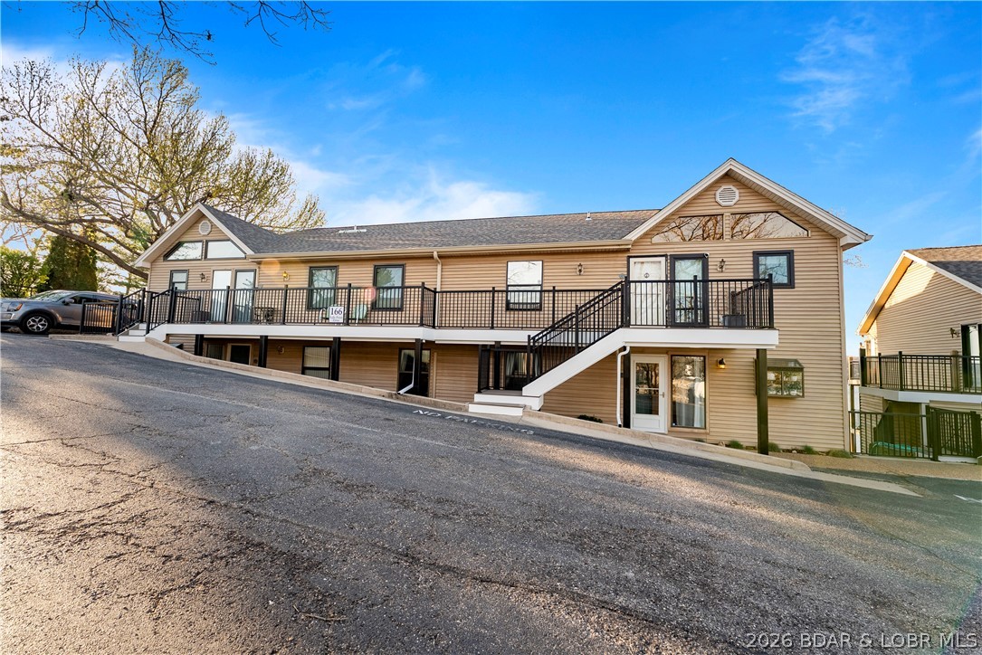 The Falls Condo - Residential