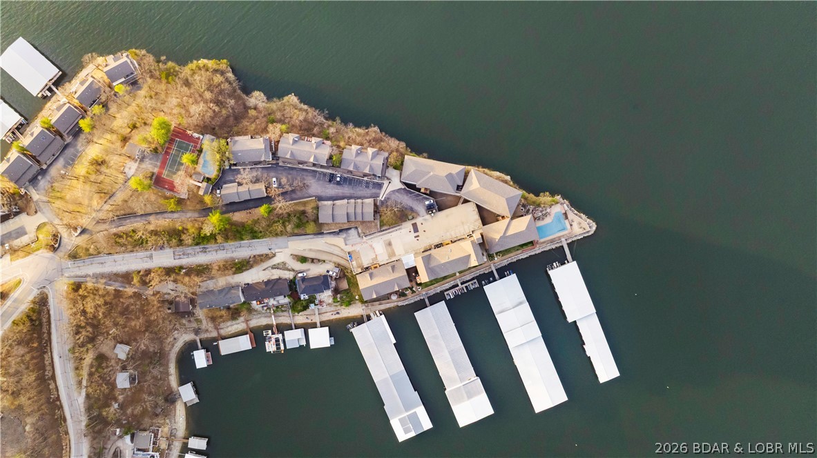 The Falls Condo - Residential