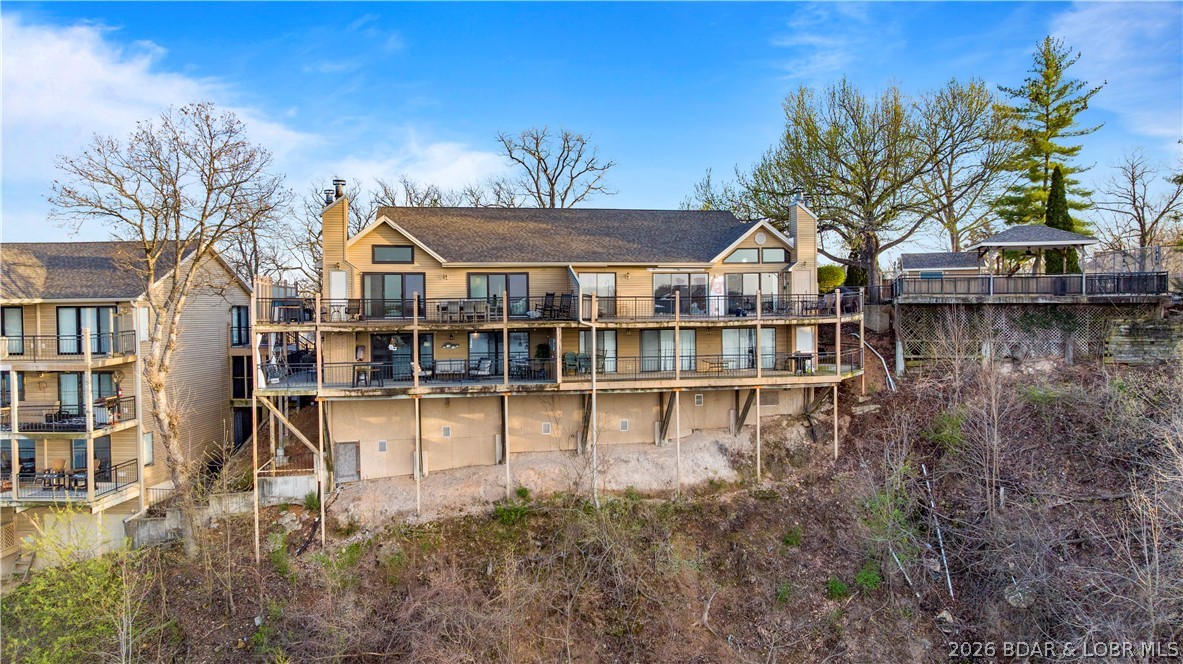 The Falls Condo - Residential