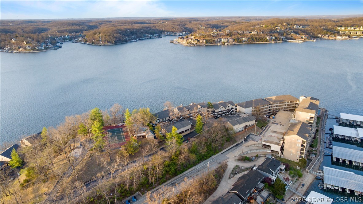 The Falls Condo - Residential