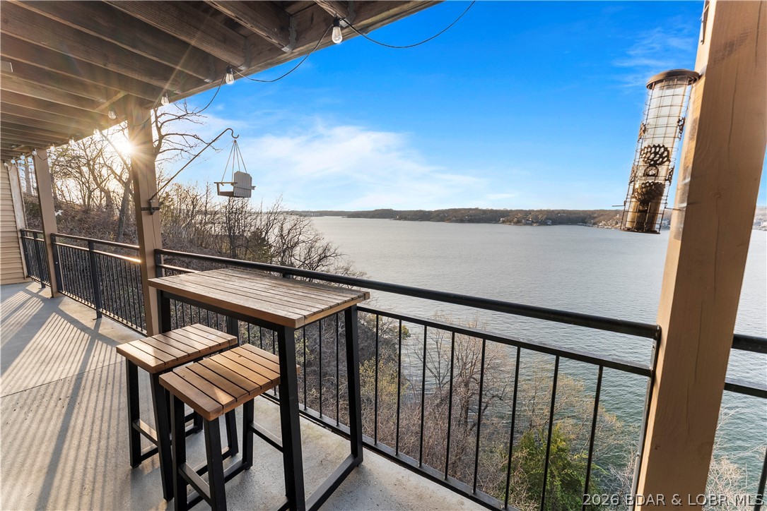 The Falls Condo - Residential