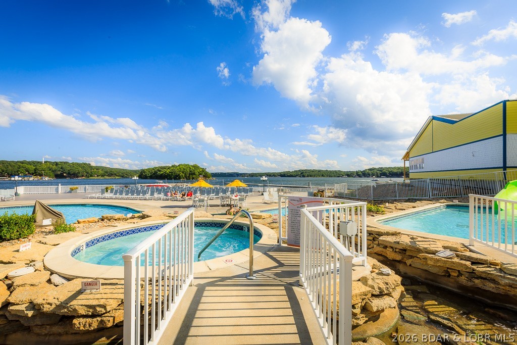 Tan-Tar-A Estates - Residential