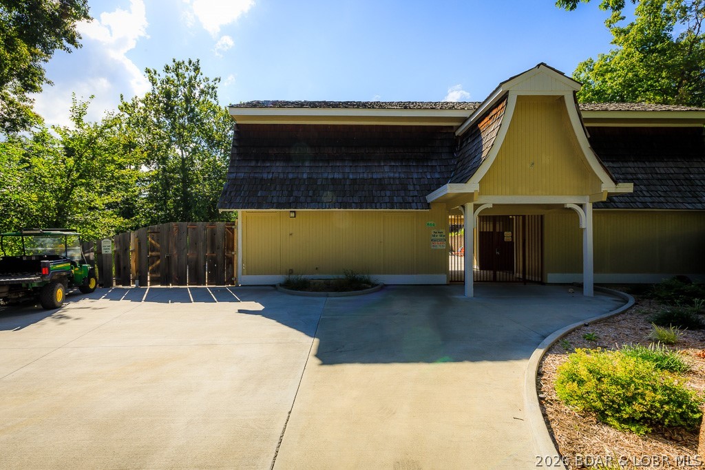 Tan-Tar-A Estates - Residential