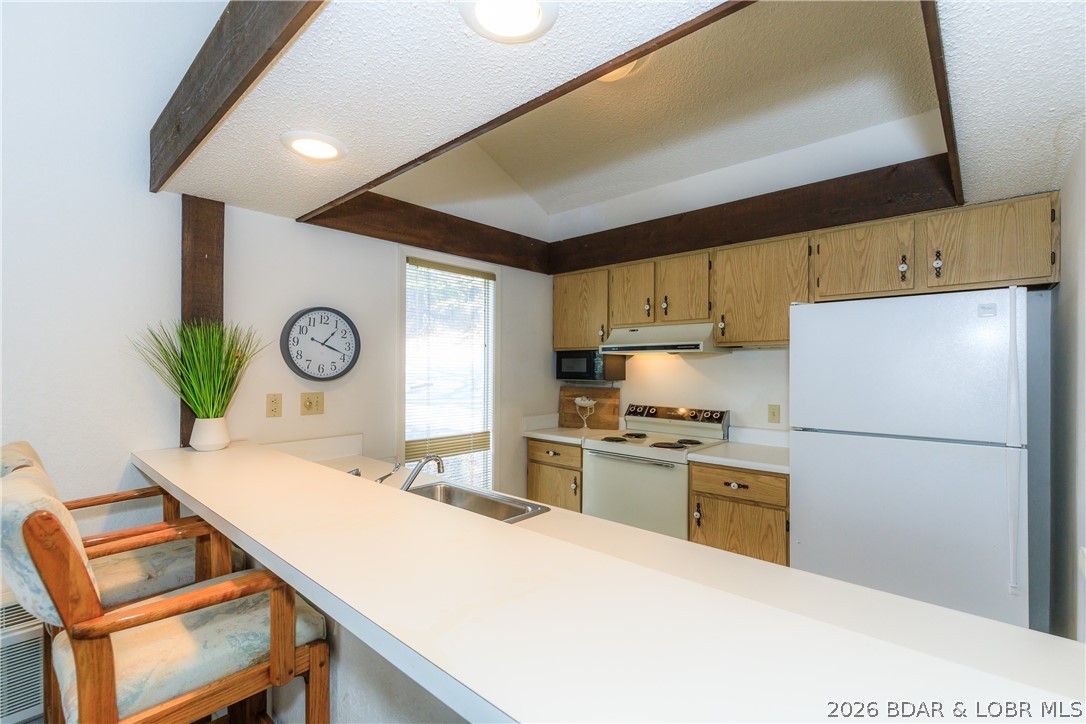 Tan-Tar-A Estates - Residential