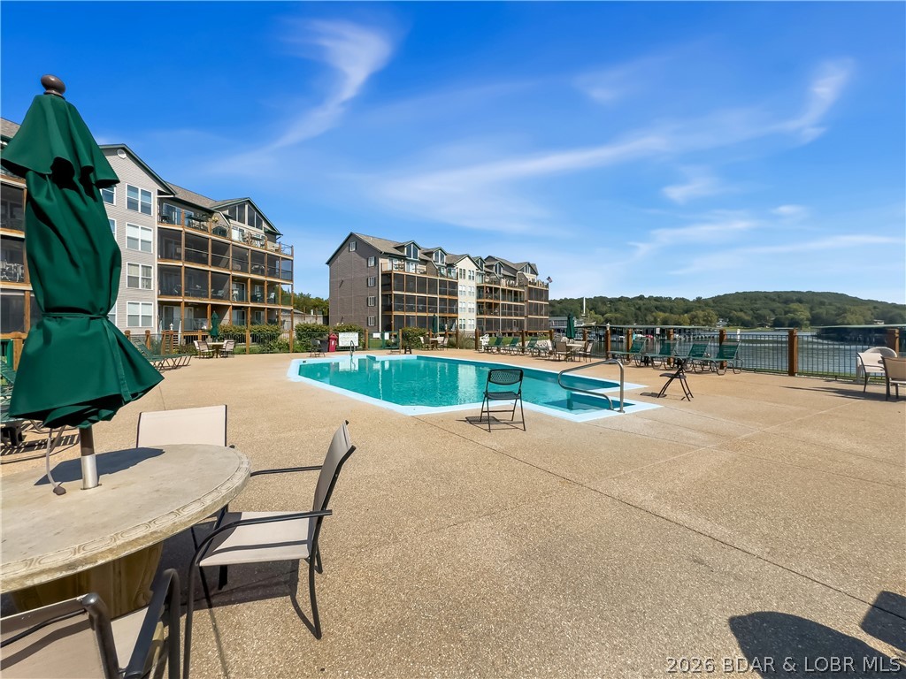 Cedar Glen Condominium - Residential