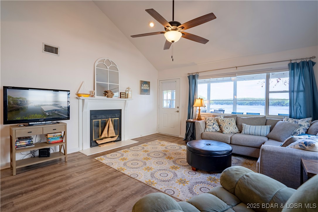 Breakwater Bay Club Condo - Residential