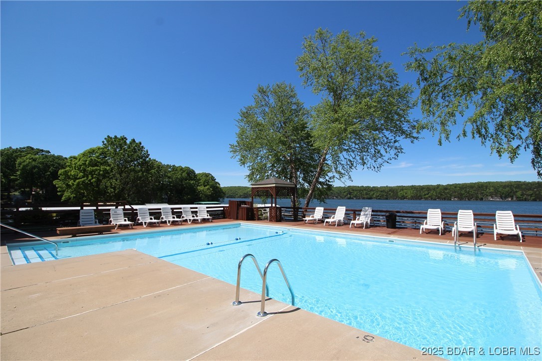 Breakwater Bay Club Condo - Residential