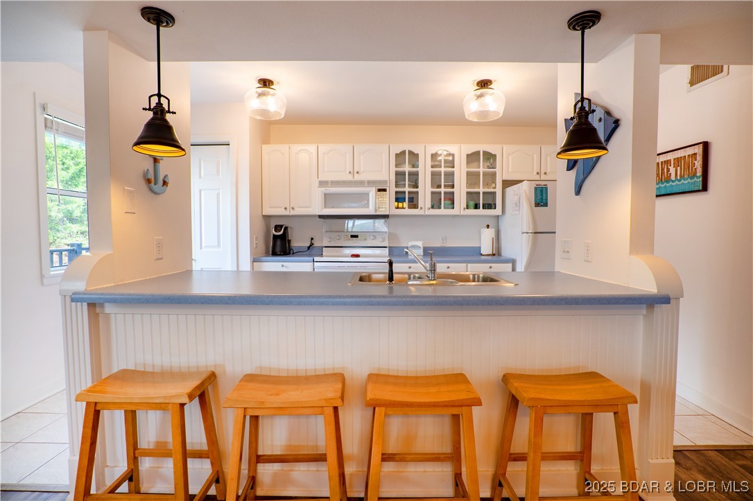 Breakwater Bay Club Condo - Residential