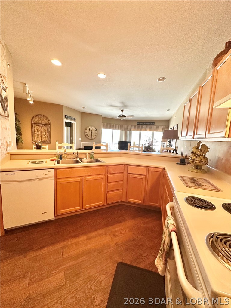 Bristol Bay Condominium - Residential