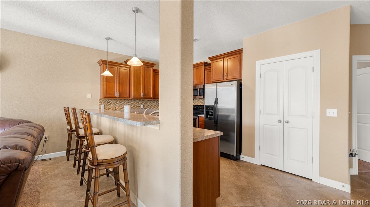 Sunset Palms Condominium - Residential