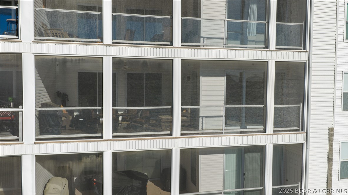 Sunset Palms Condominium - Residential