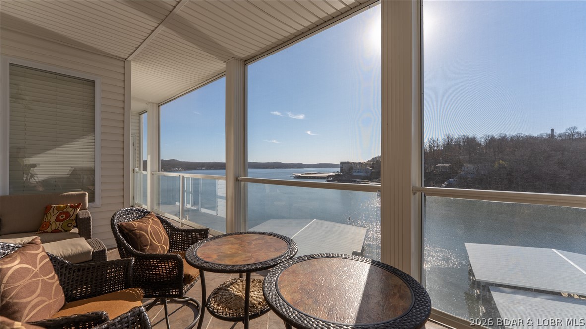 Sunset Palms Condominium - Residential