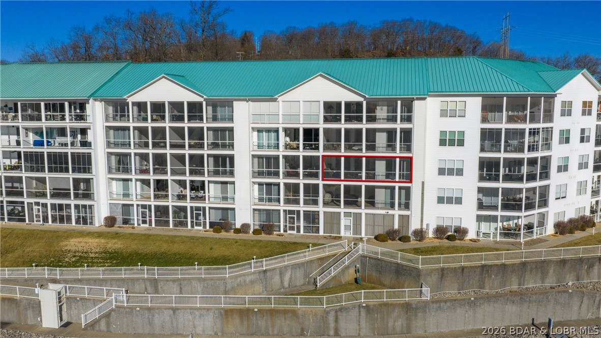 Sunset Palms Condominium - Residential