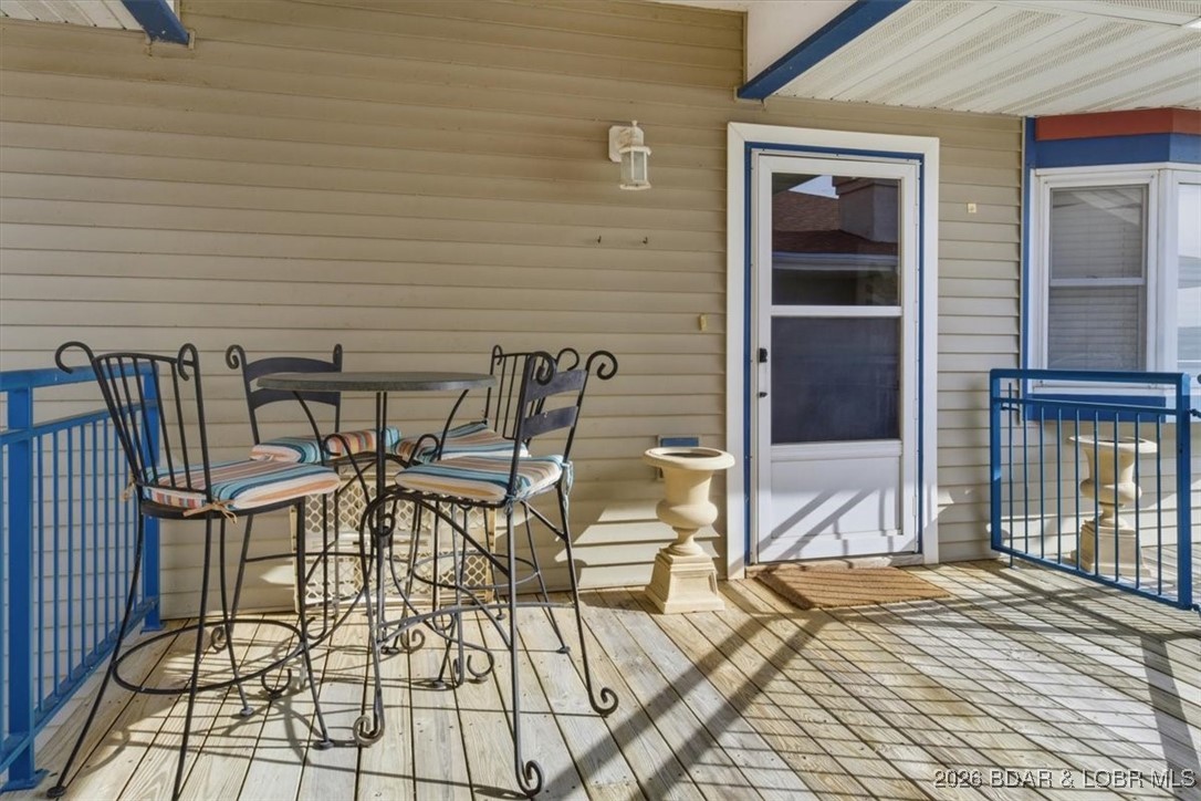 Palisades Condominium - Residential