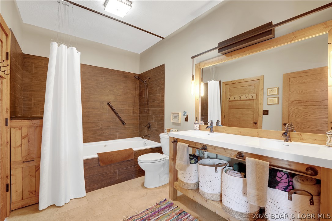 Forbes Lake of the Ozarks - Residential