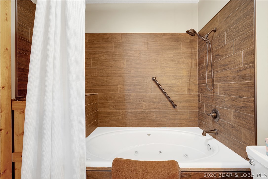 Forbes Lake of the Ozarks - Residential