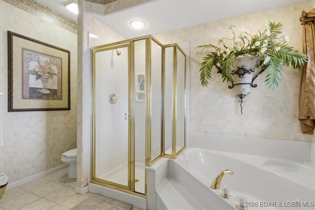 Monarch Cove Condominium - Residential