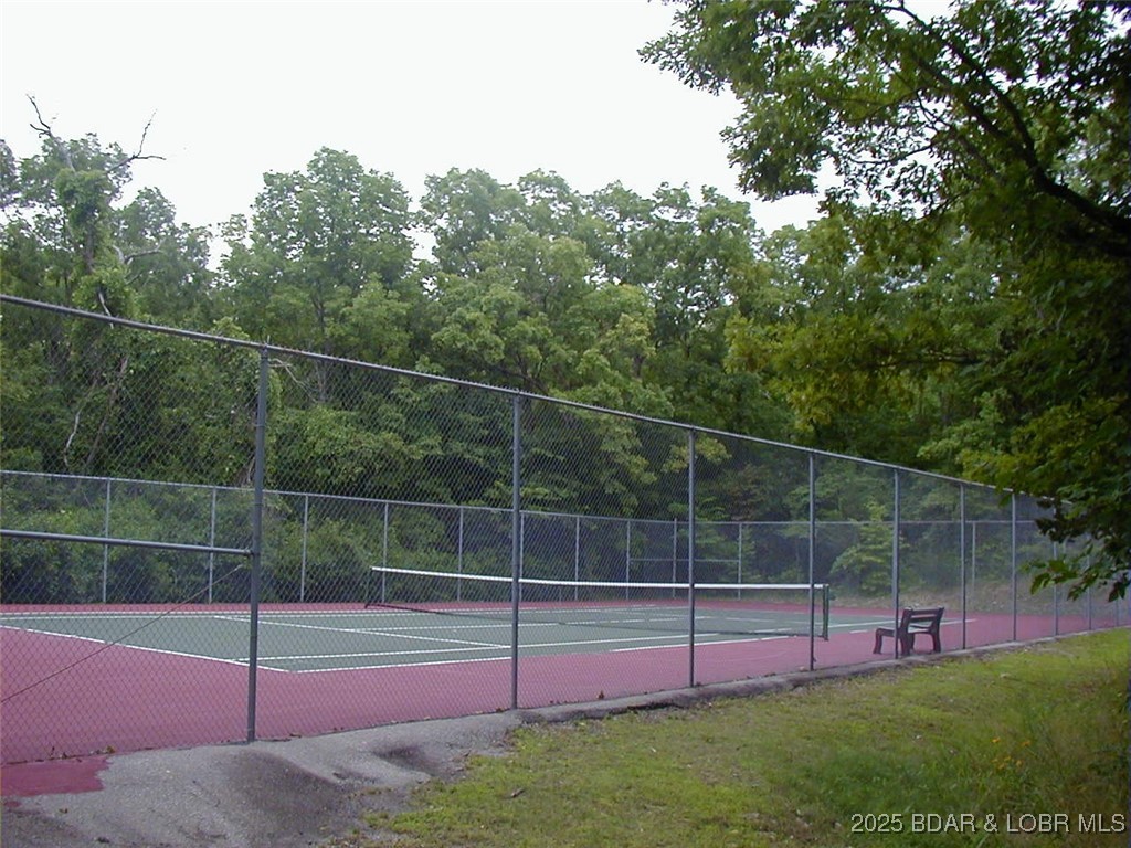 Kays Point #4 - Land