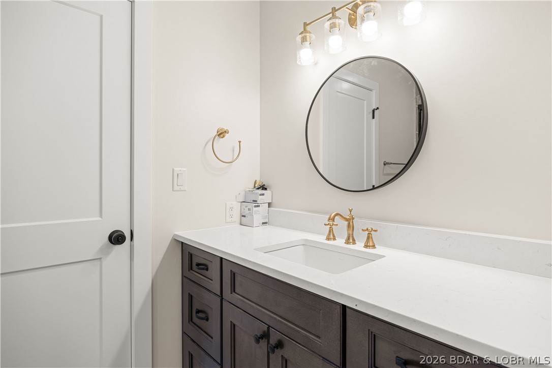 Four Seasons - Residential