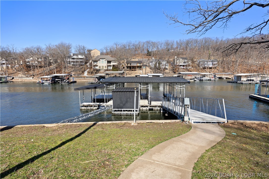 Four Seasons - Residential