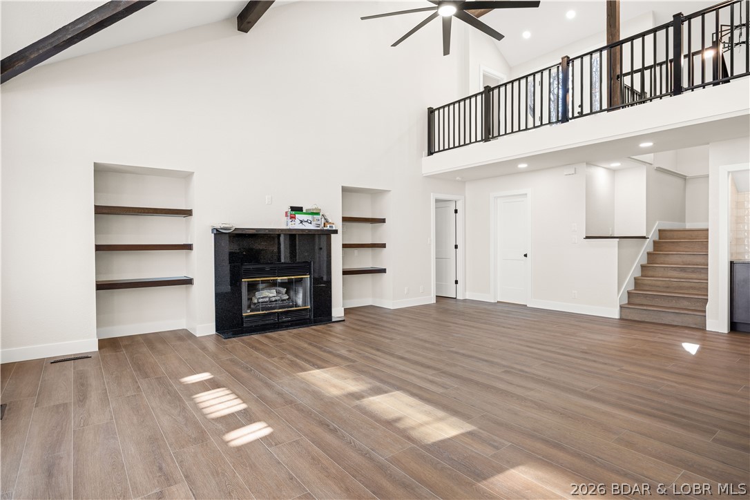 Four Seasons - Residential