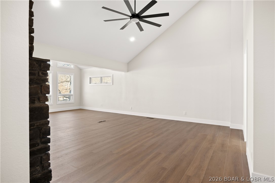 Four Seasons - Residential