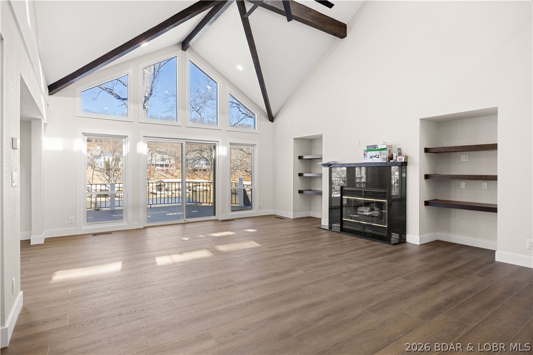 Four Seasons - Residential