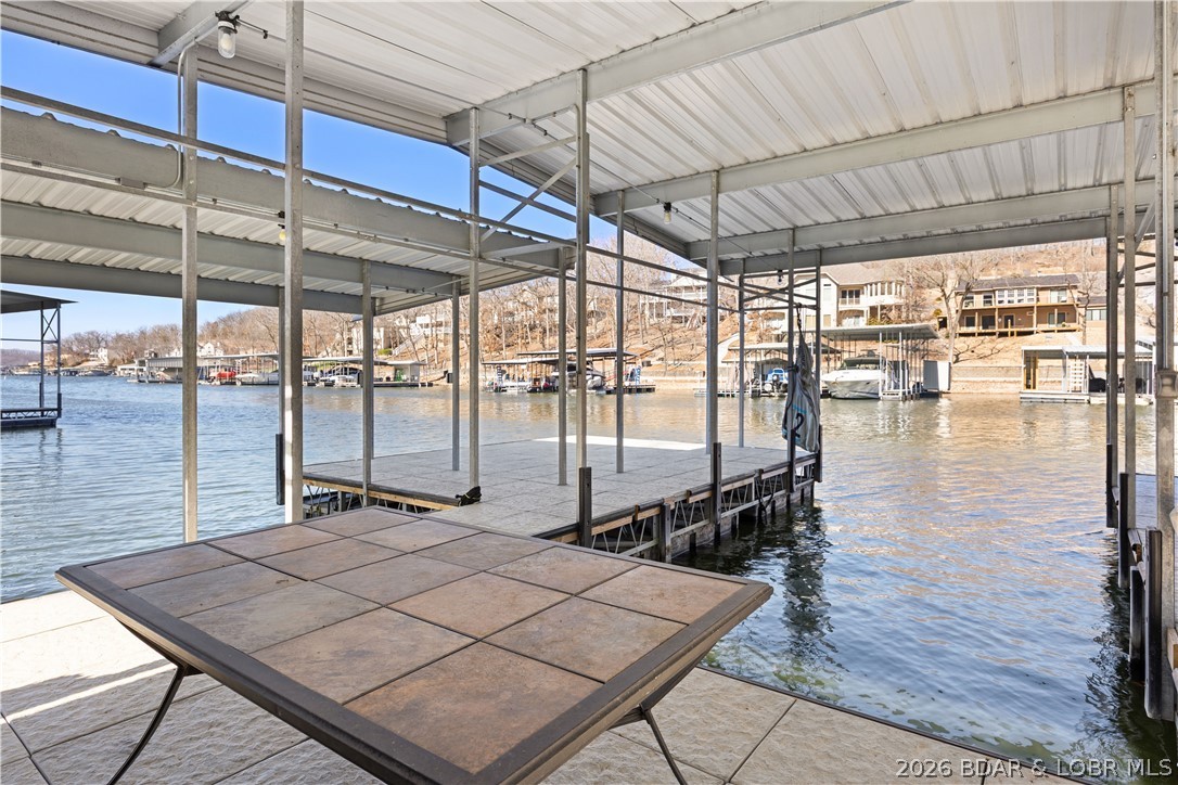 Four Seasons - Residential