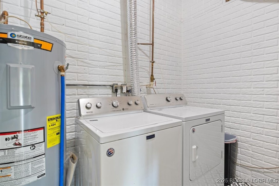 Sunrise Beach, Missouri 65079, United States, 3 Bedrooms Bedrooms, ,3 BathroomsBathrooms,Residential,Contingent,136155