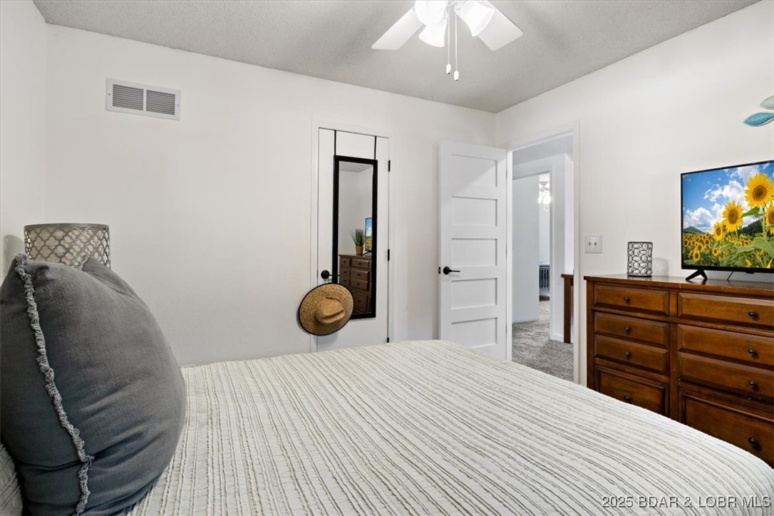 Sunrise Beach, Missouri 65079, United States, 3 Bedrooms Bedrooms, ,3 BathroomsBathrooms,Residential,Contingent,136155