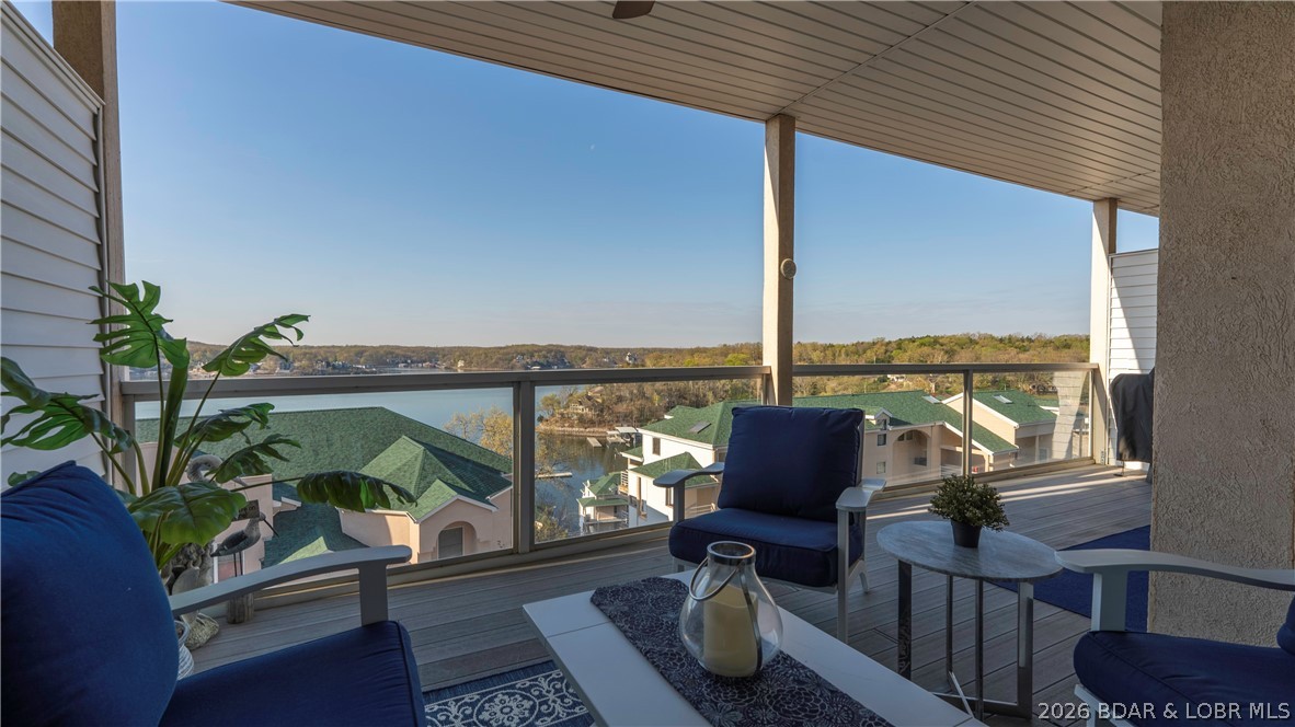 Emerald Bay Condominium - Residential