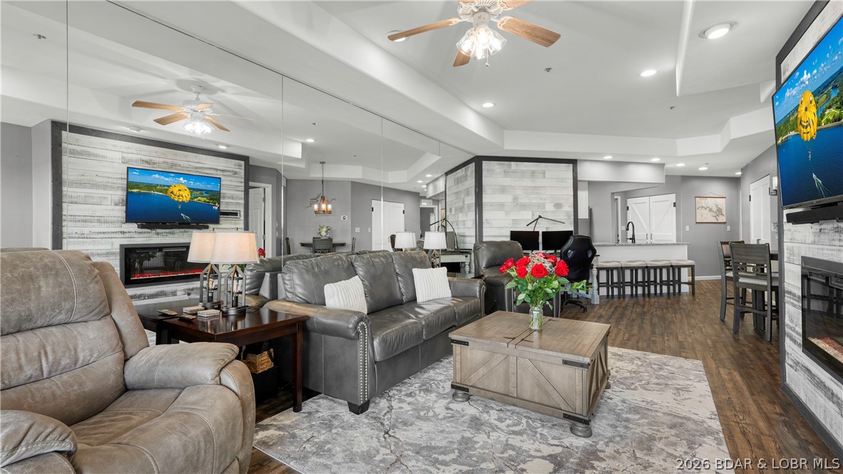 Emerald Bay Condominium - Residential