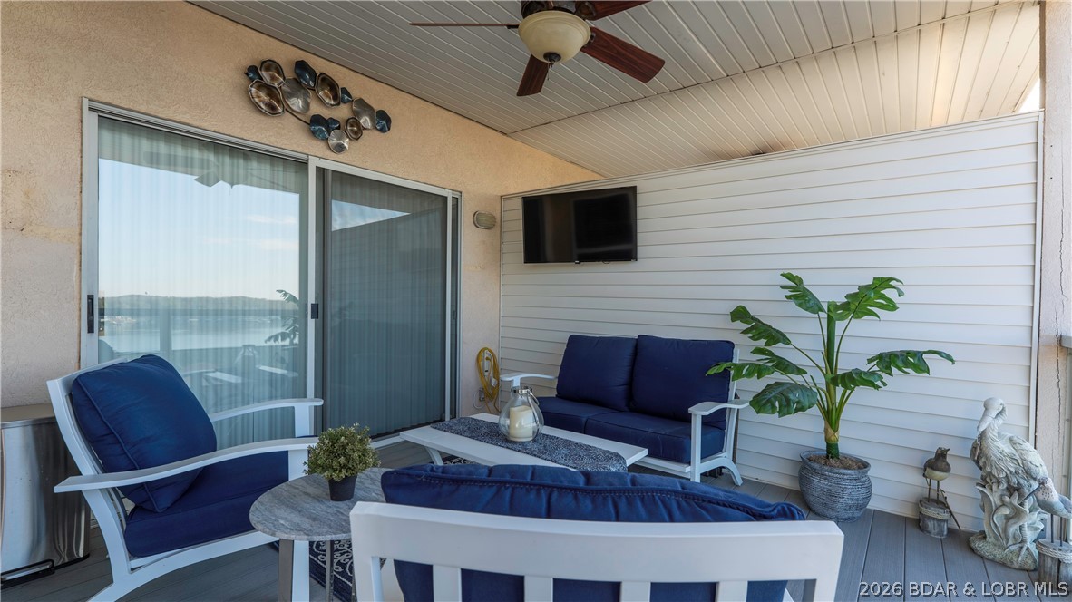 Emerald Bay Condominium - Residential