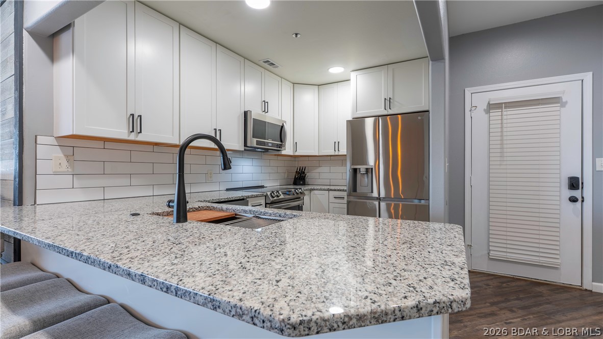 Emerald Bay Condominium - Residential