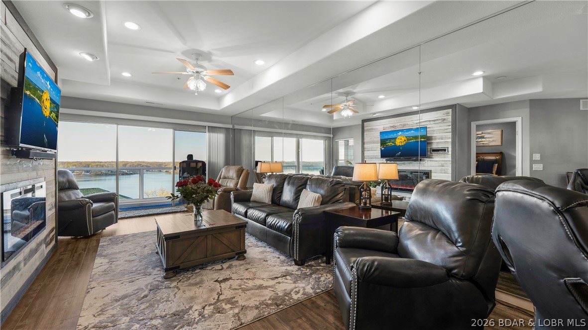 Emerald Bay Condominium - Residential