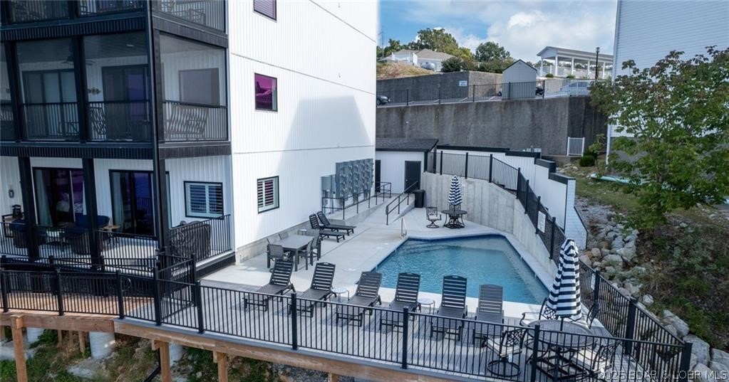 WatersideOne Condominiums - Residential