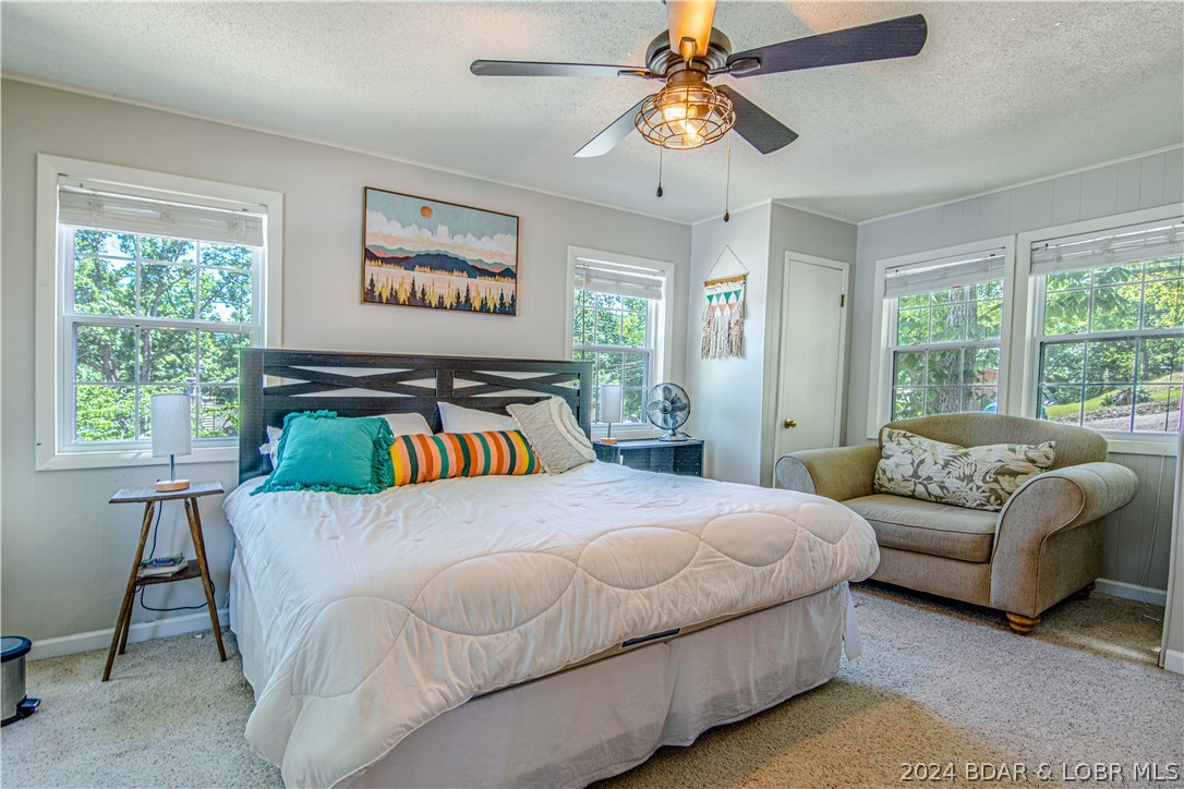 Camdenton, Missouri 65020, United States, 4 Bedrooms Bedrooms, ,3 BathroomsBathrooms,Residential,Contingent,55249