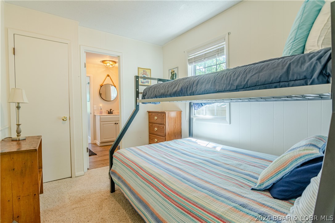 Camdenton, Missouri 65020, United States, 4 Bedrooms Bedrooms, ,3 BathroomsBathrooms,Residential,Contingent,55249