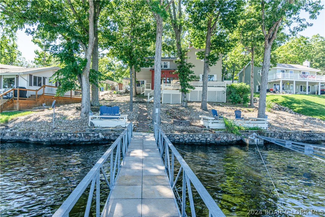 Camdenton, Missouri 65020, United States, 4 Bedrooms Bedrooms, ,3 BathroomsBathrooms,Residential,Contingent,55249