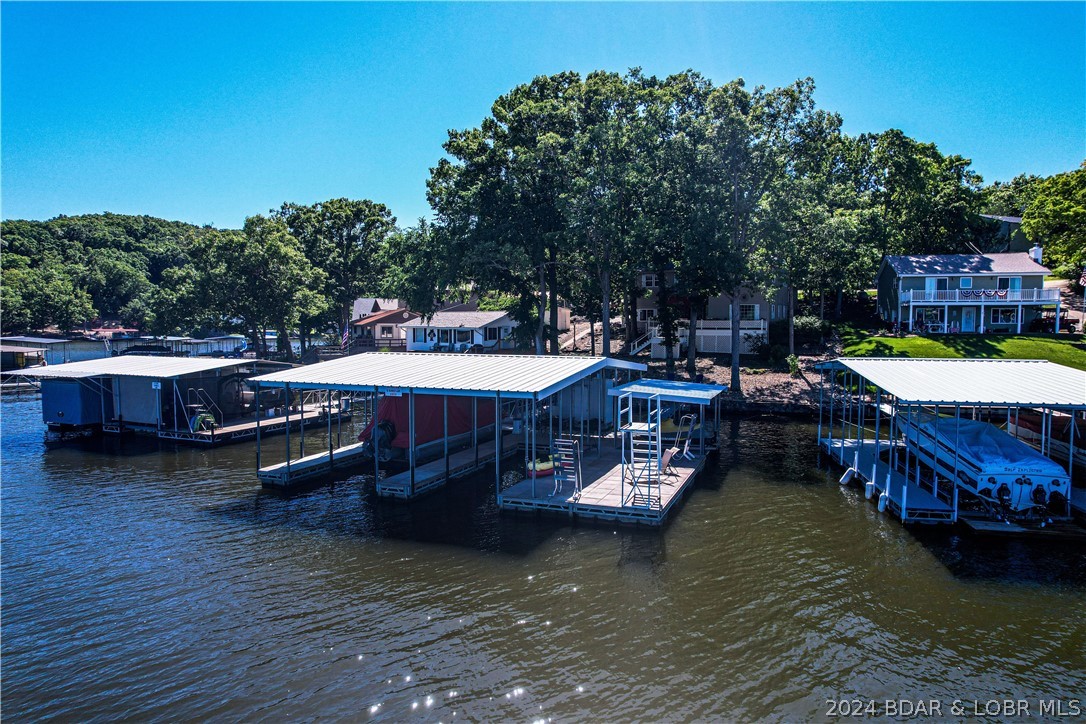 Camdenton, Missouri 65020, United States, 4 Bedrooms Bedrooms, ,3 BathroomsBathrooms,Residential,Contingent,55249