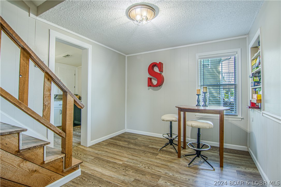 Camdenton, Missouri 65020, United States, 4 Bedrooms Bedrooms, ,3 BathroomsBathrooms,Residential,Contingent,55249