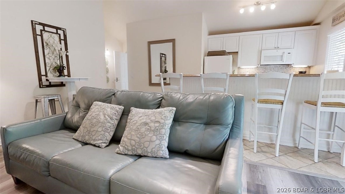 Tan-Tar-A Estates - Residential