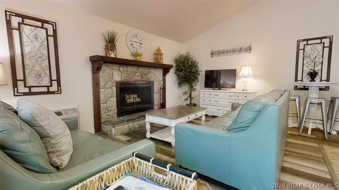 Tan-Tar-A Estates - Residential