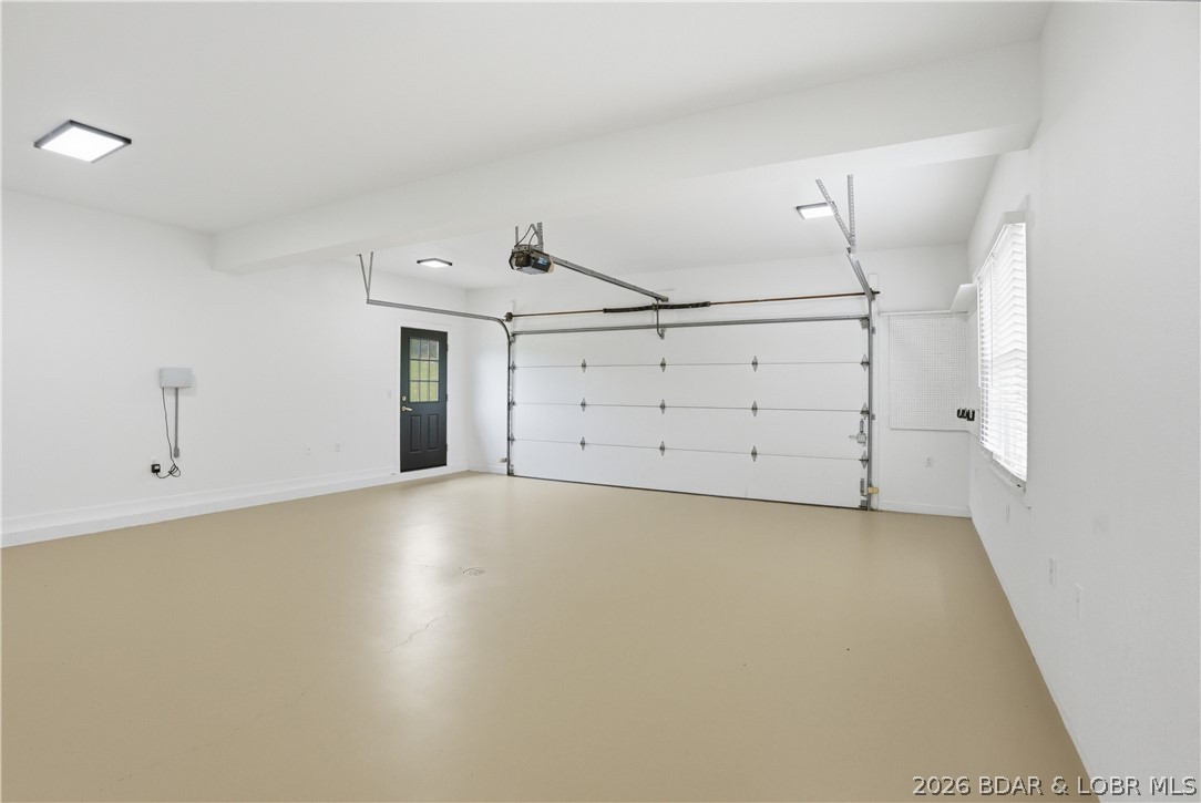 Cayman Beach - Residential