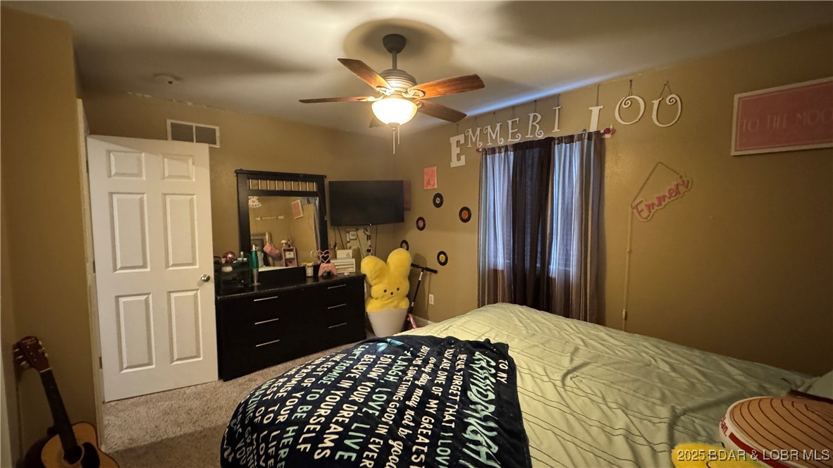 Stoney Oak Manor - Residential