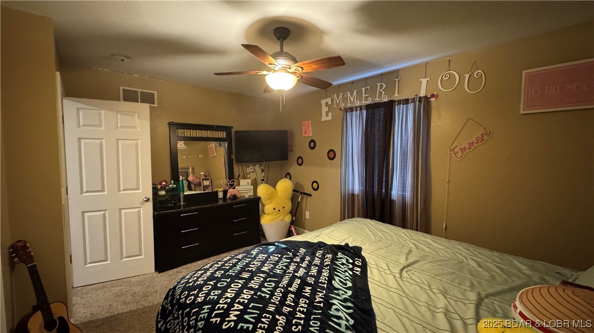 Stoney Oak Manor - Residential