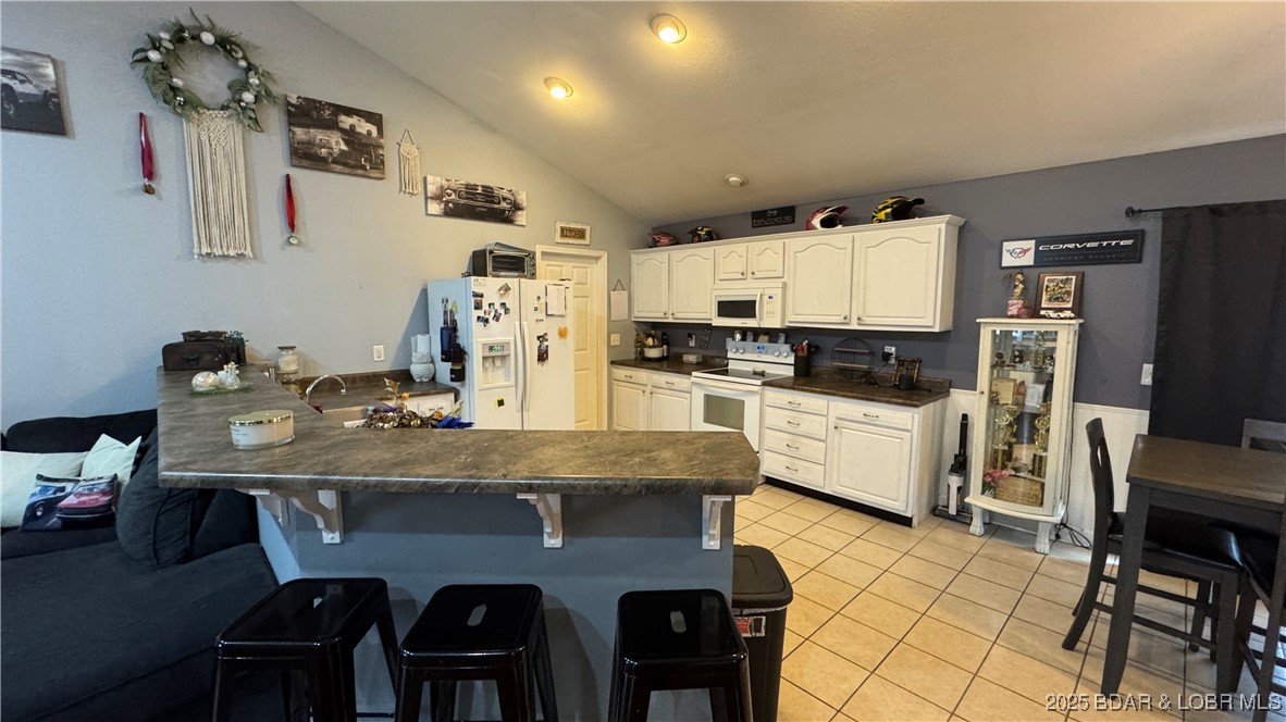 Stoney Oak Manor - Residential