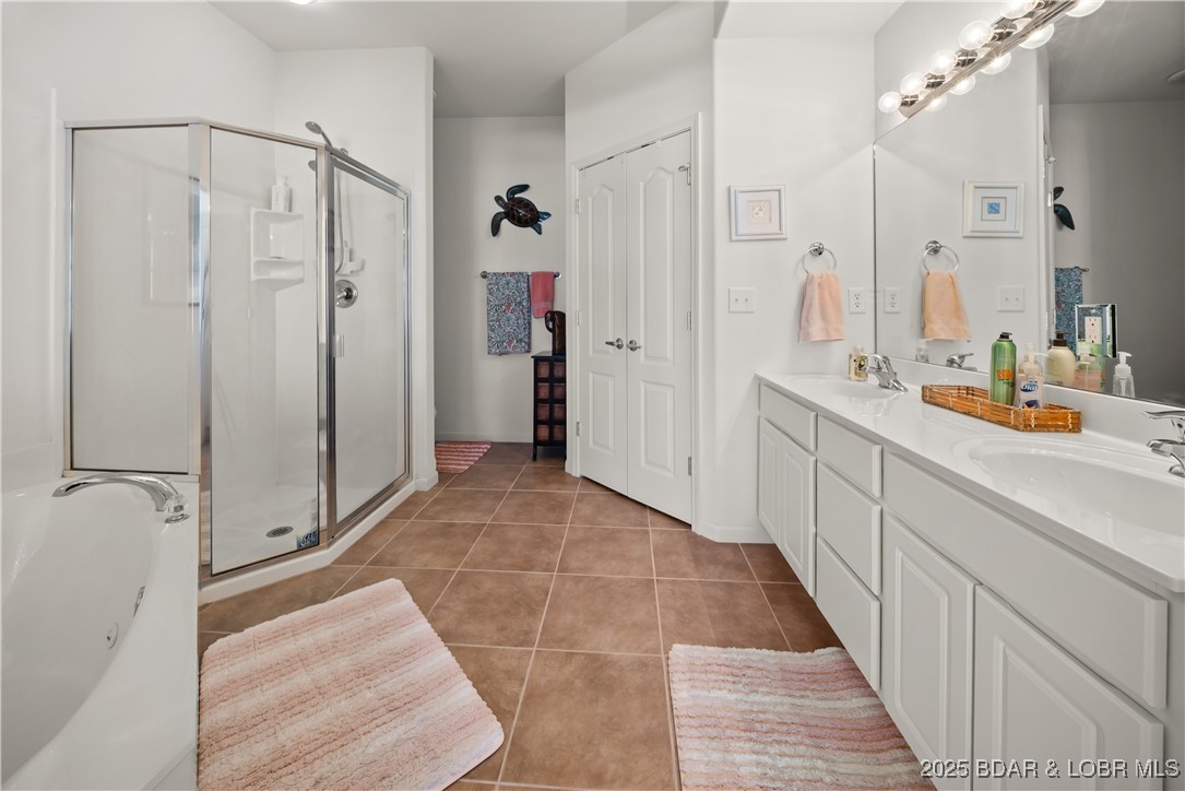 Monarch Cove Condominium - Residential