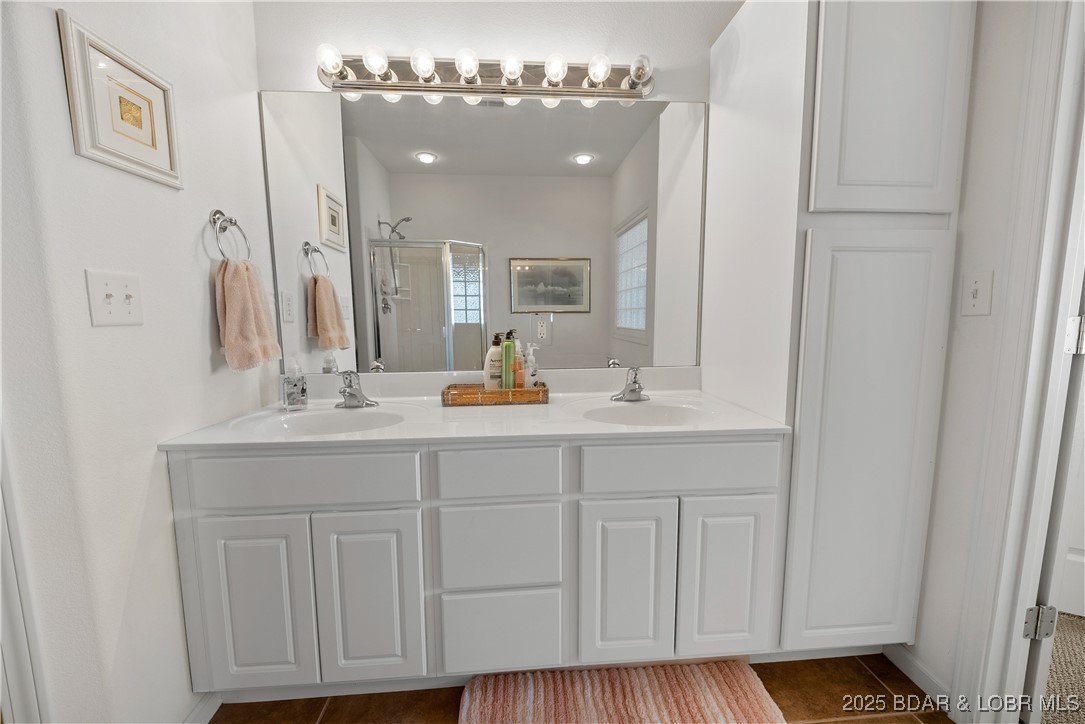 Monarch Cove Condominium - Residential