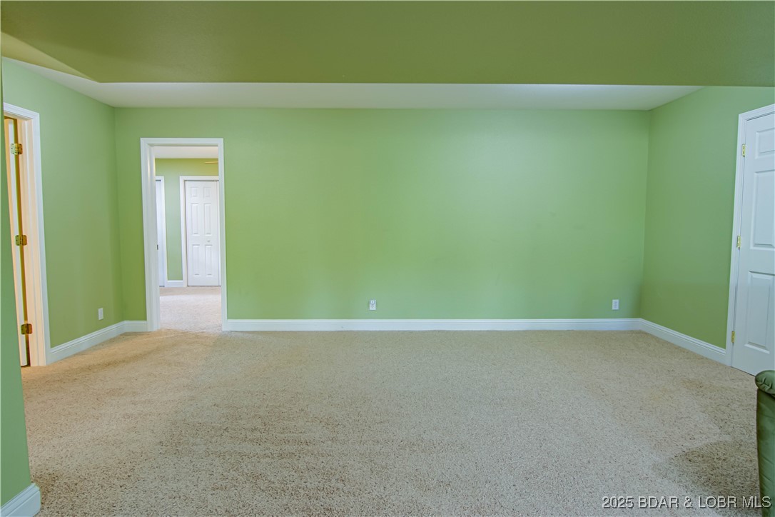 Osage Beach, Missouri 65065, United States, 5 Bedrooms Bedrooms, ,3 BathroomsBathrooms,Residential,Active,118002